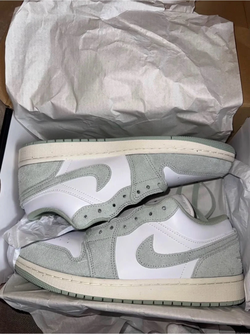 Men’s Air Jordan 1 Low SE in White and Seafoam